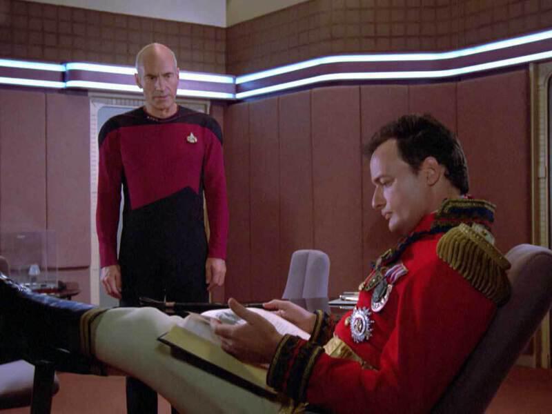 Picard and Q in the Ready Room